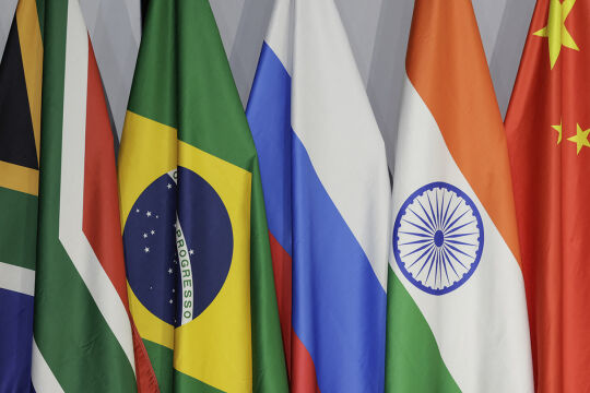 Brics-Erweiterung gegen den Westen? - Die Erweiterung der BRICS-Staaten hat das Potenzial, die auf Völkerrecht gestützte internationale Ordnung völlig umzukrempeln. - © APA / AFP / Michele Spatari