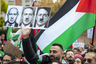 Palästina-Netanjahu-Hitler - © Foto: APA / AFP / Belga / Nicolas Maeterlinck