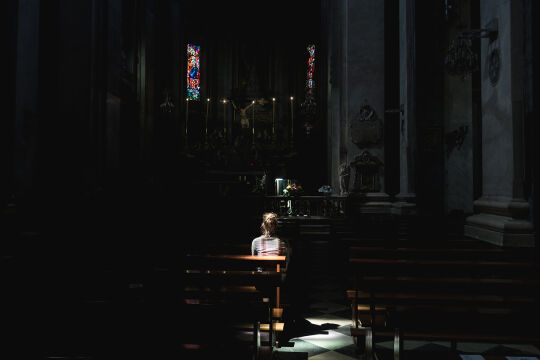 Leere Kirche - © iStock/morfous