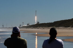 Starlink, Falcon, SpaceX - © Foto: Getty Images / LightRocket / SOPA Images / Paul Hennessy
