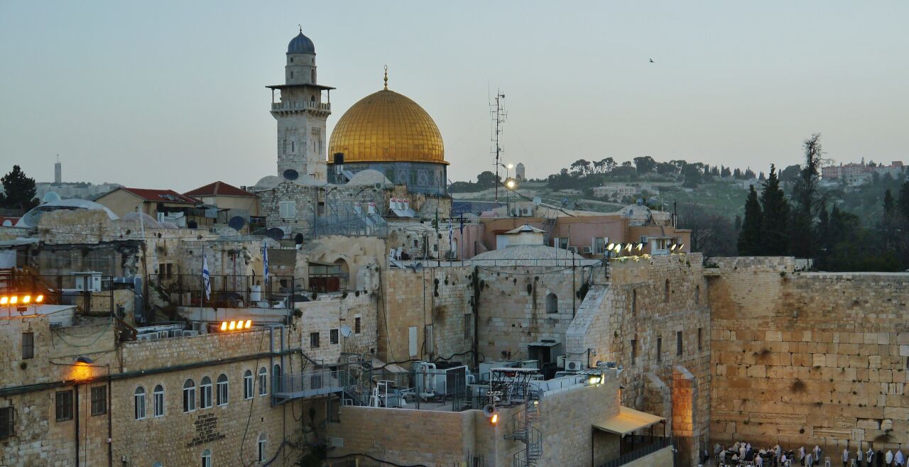 2560px-Jerusalem_Tempelberg_2 - © Wikimedia / Zairon