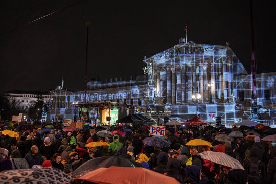Demo - © Foto: IMAGO / Andreas Stroh