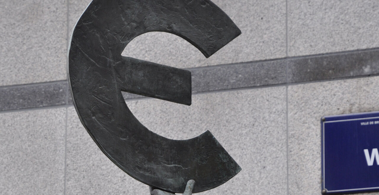 Budgetwächter EU - Die EU-Mitgliedschaft Österreichs sei ein riesiger Vorteil, sagt Finanzexperte Thomas Wieser, weil damit eine fachkundige Institution von außen ein Auge auf das Budget-Prozedere werfe. - © Wolfgang Machreich