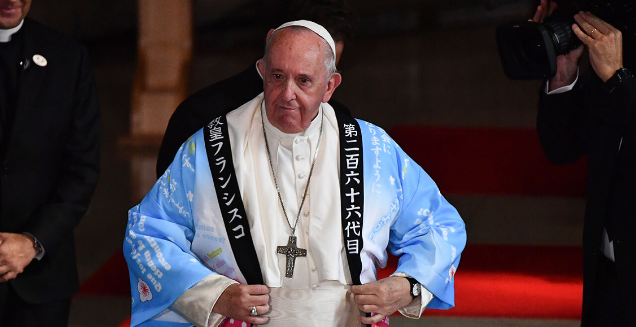 Papst in Tokio - © APA / AFP / Vincenzo Pinto (Papst Franziskus am 23.11. in Tokio)