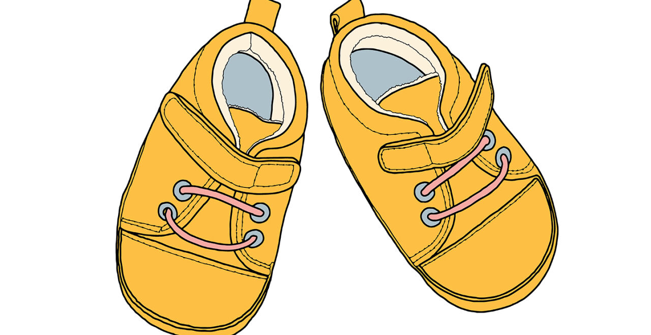 Babyschuhe - Die Illustration zeigt senfgelbe Babyschuhe von oben - © Illustration: Adobe Stock / br.illu