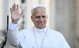Papst Leo XIV. - © APA / AFP / Filippo Monteforte