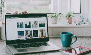 Home Office Telearbeit Heimarbeit - © Foto: Lisa Fotios / Pexels