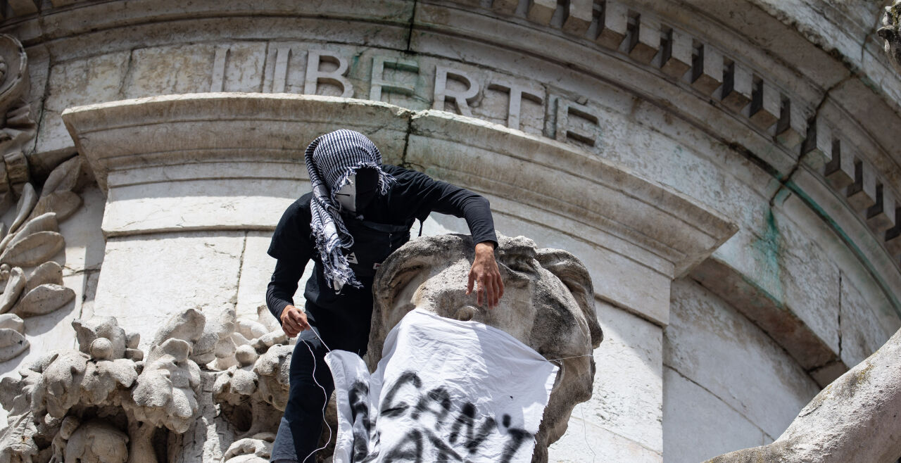 BLM Paris - © Foto: Getty Images / Abdulmonam Eassa / Barcroft Media