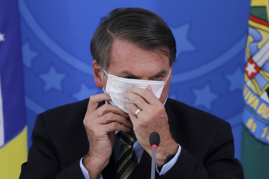 Bolsonaro - © Foto: APA / AFP / Sergio Lima