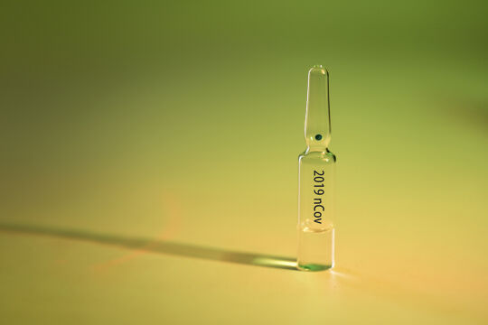 Impfstoff - © Foto: iStock/jxfzsy