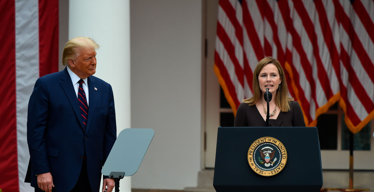 Trump und Amy Barrett  - © Foto: APA / Olivier Douliery