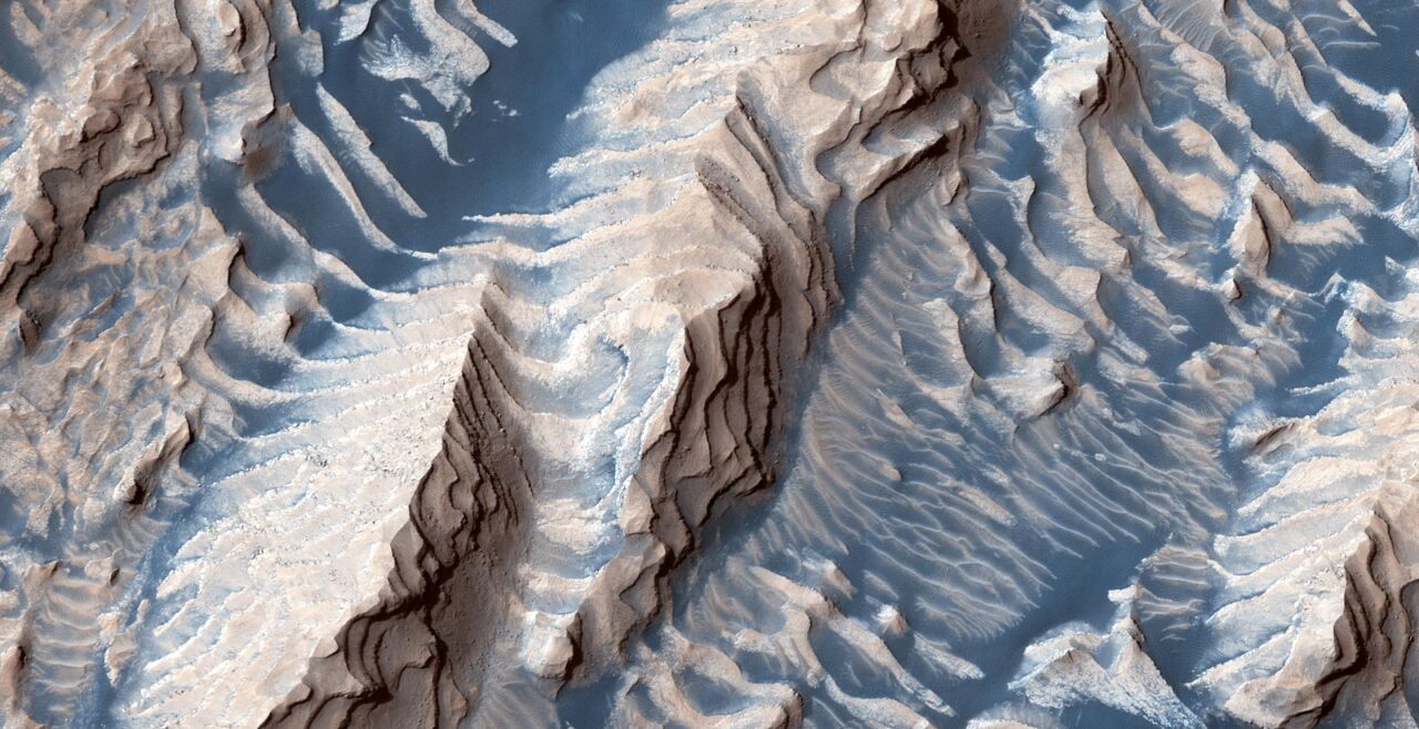 Krater am Mars - © NASA