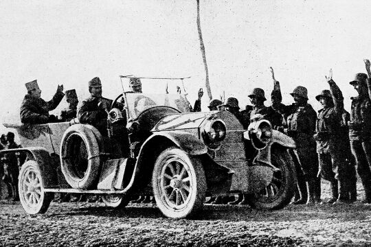 Kaiser Karl I Anfang 1918 in Italien. - Abschiedsgruß der Monarchie - © Foto: DEA / Biblioteca Ambrosiana 