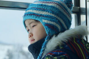 Takara - Takara spricht im Film keine einziges Wort und zeigt die Welt aus der Perspektive eines Kindes. - © Rainer Messerklinger