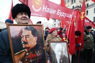 Stalin Demo - © Foto: Getty Images / TASS / Sergei Fadeichev