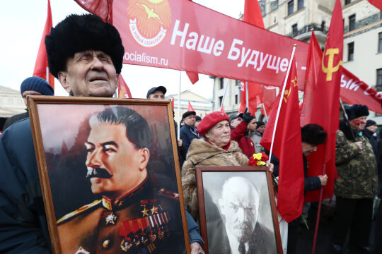 Stalin Demo - © Foto: Getty Images / TASS / Sergei Fadeichev