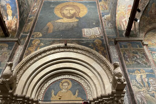 visoko decani - © Otto Friedrich      -     Fresken in der Eingangshalle der Kirche zur Himmelfahrt Christi im Kloster Dečani