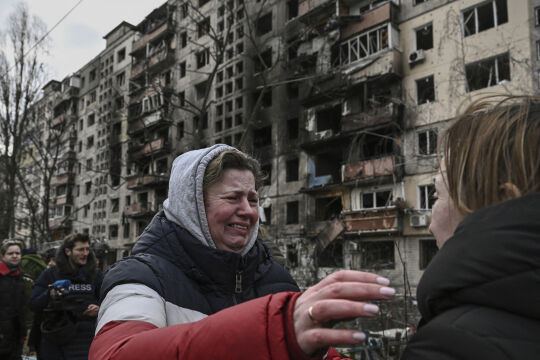 Ukraine Krieg Kiew - © Foto: APA / AFP / Aris Messinis