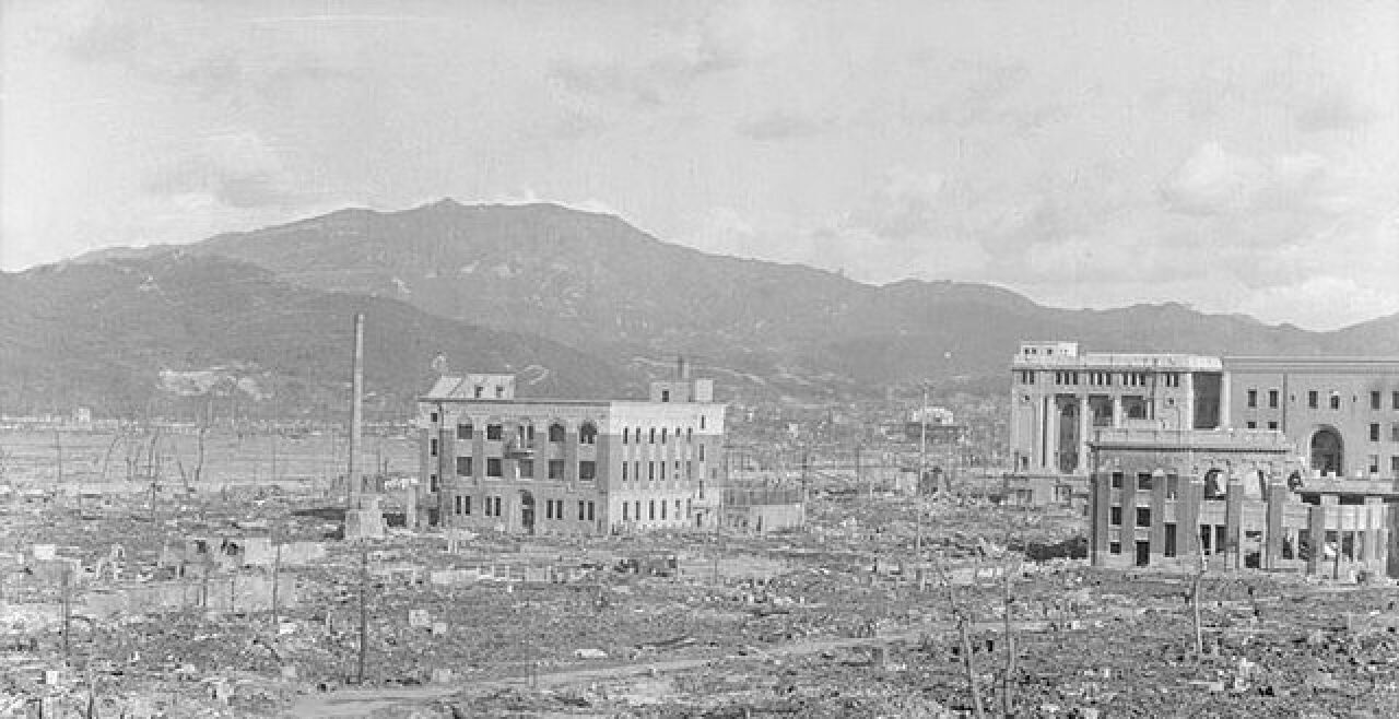 HIROSHIMA_ATOMIC_BOMB_AUGUST_1945_Q(HS)833 - © National Fire Service photographers